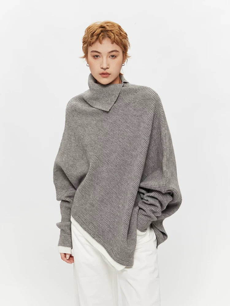 Oversized Turtleneck sweater in black and grey