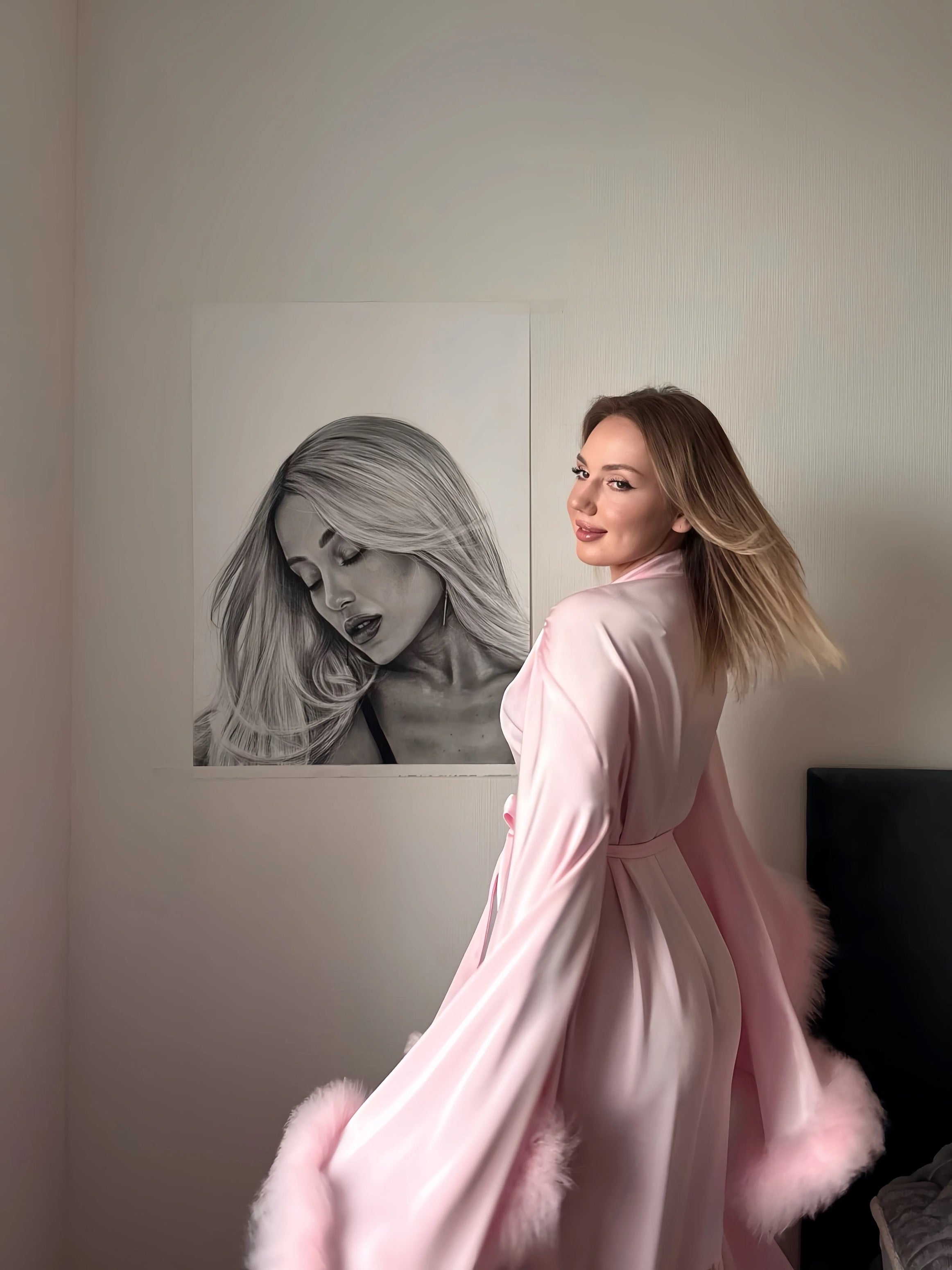 Scarlet and Baby pink  Dream Feather Trim Robe❤️❤️