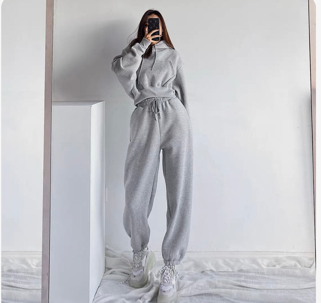 Women’s Comfy Crop Hoodie & Bottoms Sweatsuit Set