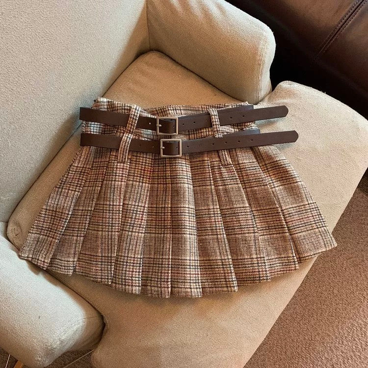 Plaid Pleated Mini Skirt with Double Belt Detail – Vintage Fall Aesthetic