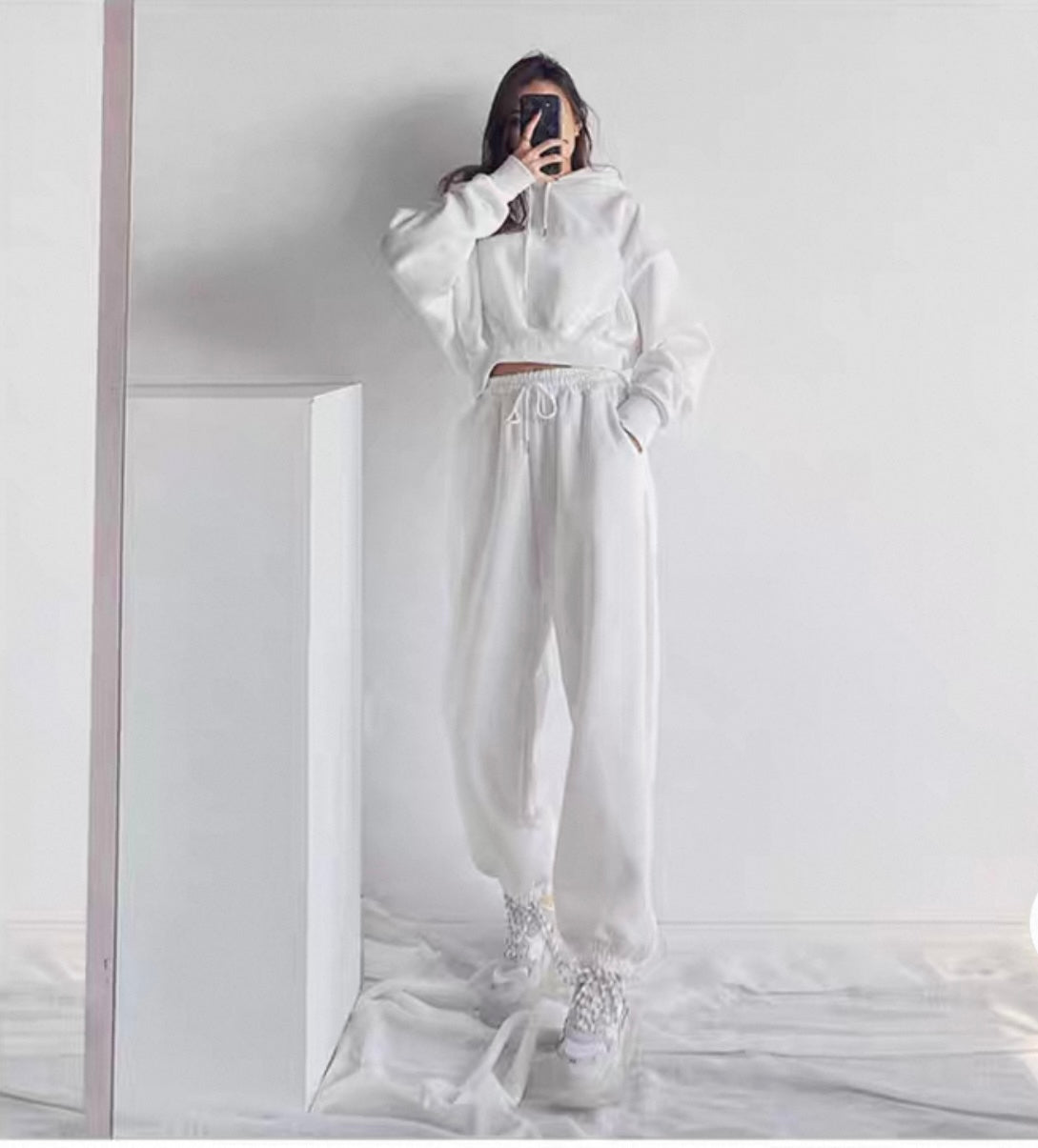 Women’s Comfy Crop Hoodie & Bottoms Sweatsuit Set