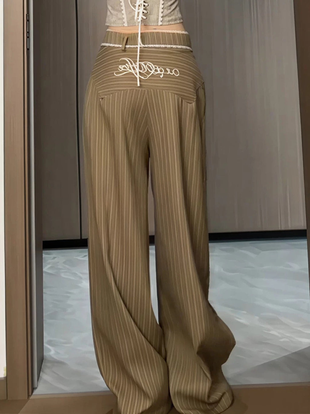 French Retro Khaki Wide-Leg Trousers – High-Waisted Slimming Casual Pants