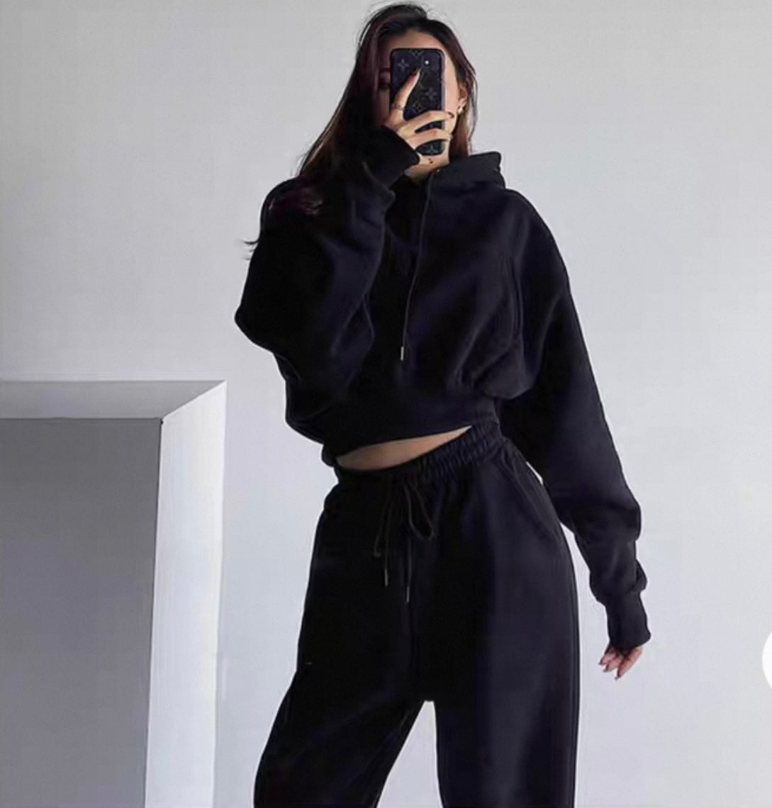 Women’s Comfy Crop Hoodie & Bottoms Sweatsuit Set