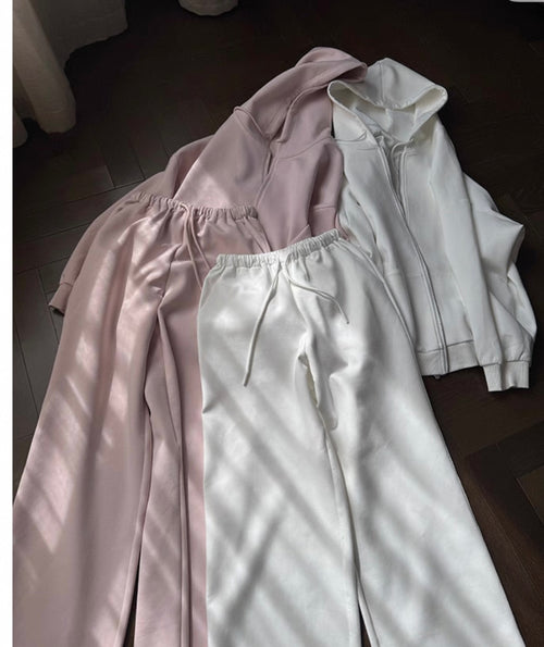 Airport Chic Tracksuit Set – Pink & White