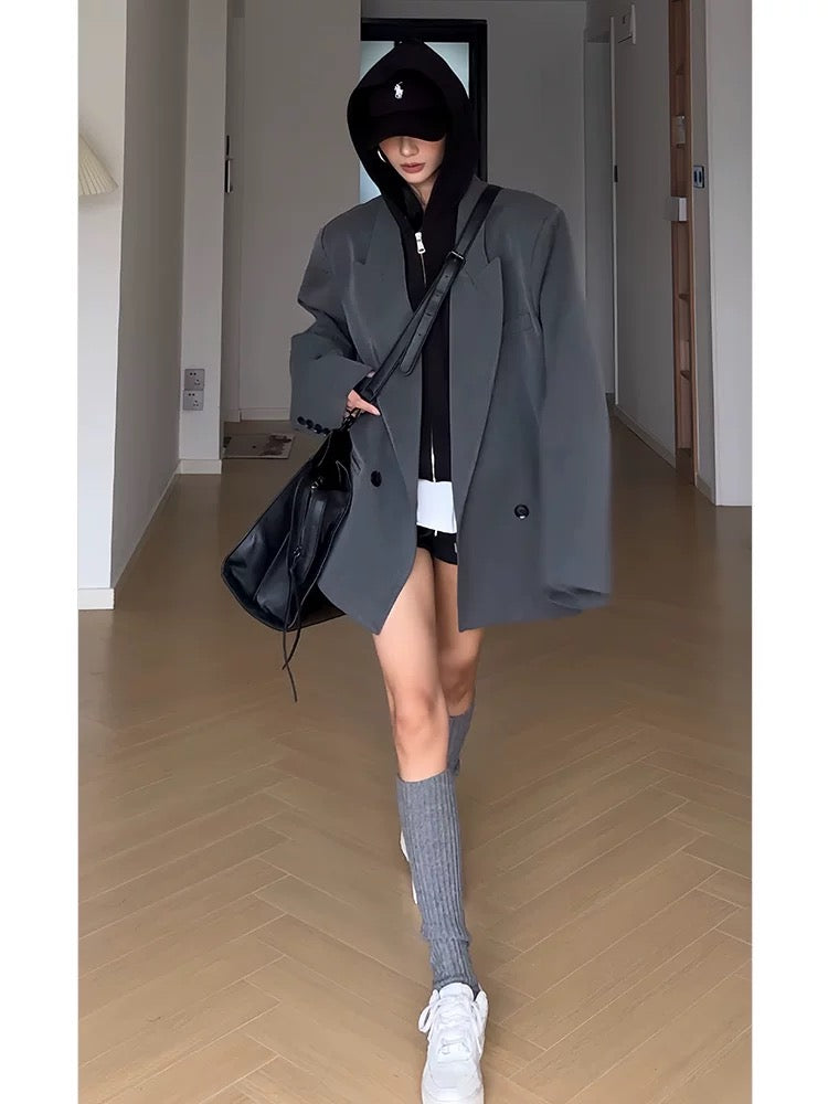 Oversized Grey Blazer – Timeless Everyday Layer