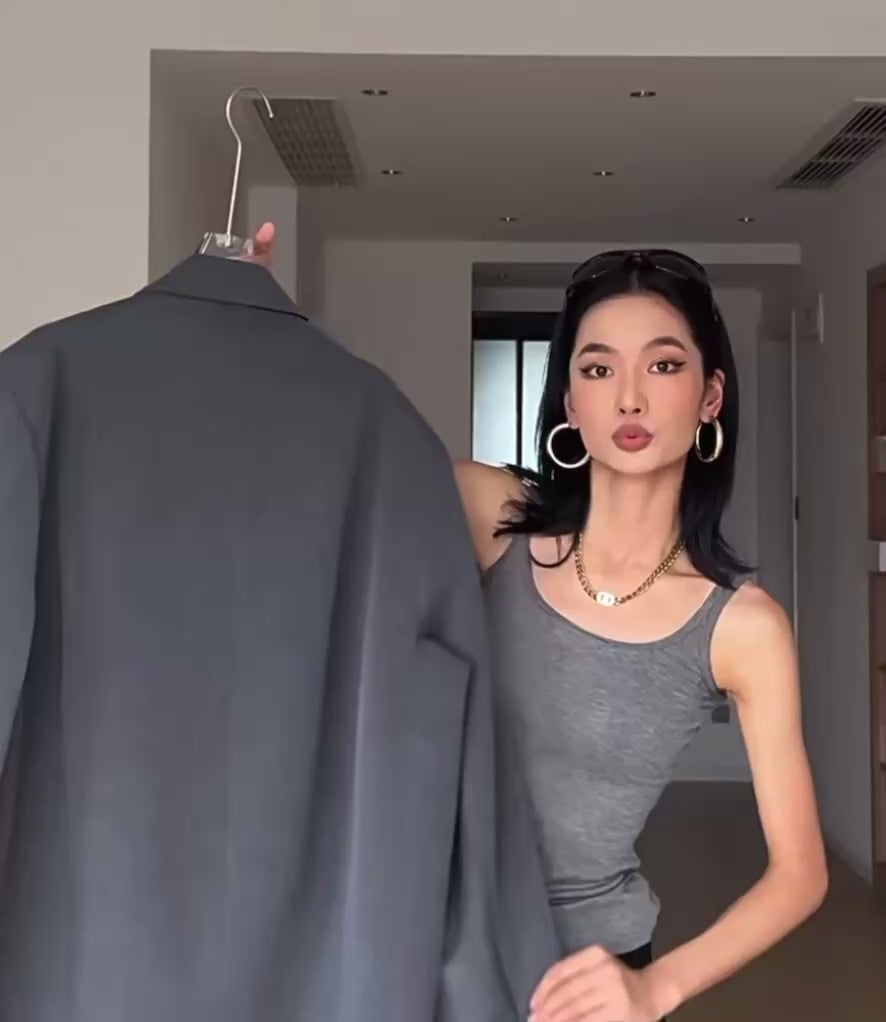 Oversized Grey Blazer – Timeless Everyday Layer