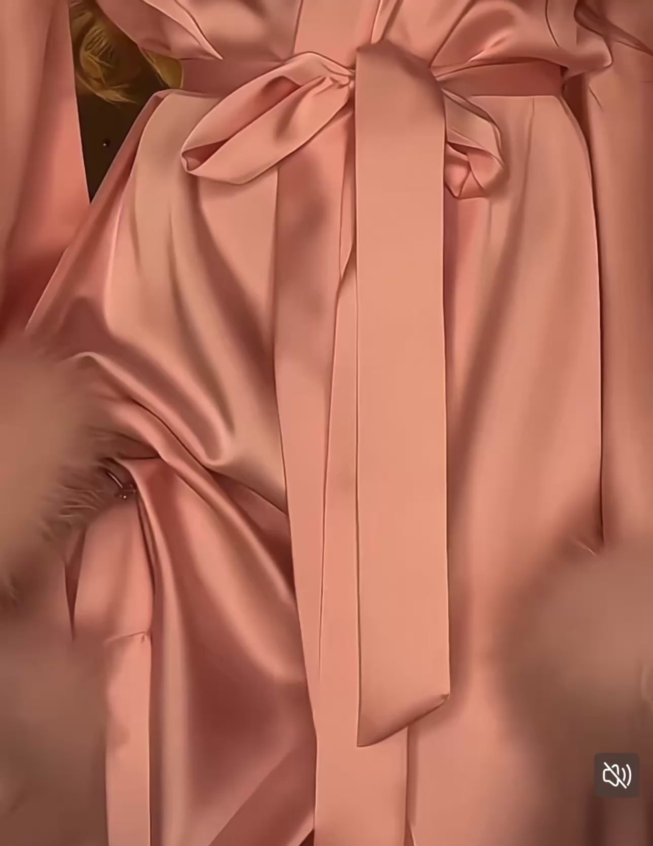 Scarlet and Baby pink  Dream Feather Trim Robe❤️❤️